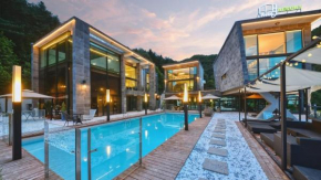 Gapyeong Abek J Pool Villa